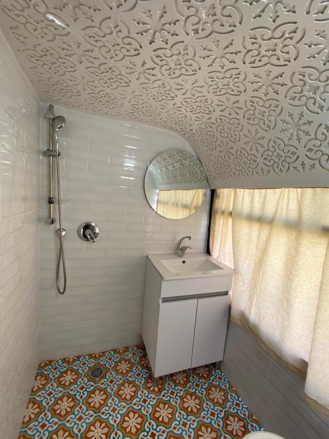 The Bus Apartment Majdal Shams Luaran gambar